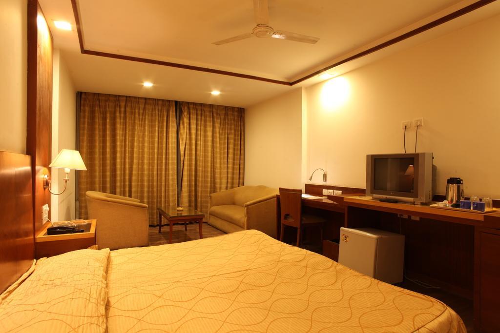 Hotel Jammu Ashok Rum bild