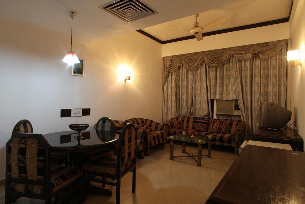 Hotel Jammu Ashok Rum bild