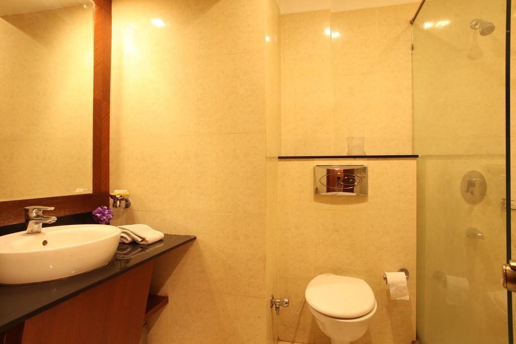 Hotel Jammu Ashok Rum bild