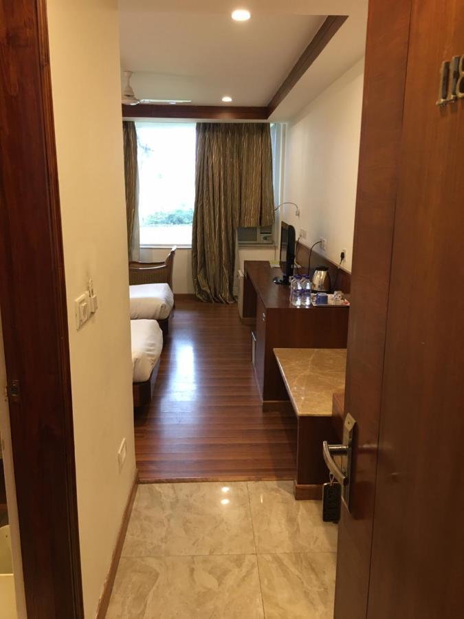 Hotel Jammu Ashok Exteriör bild