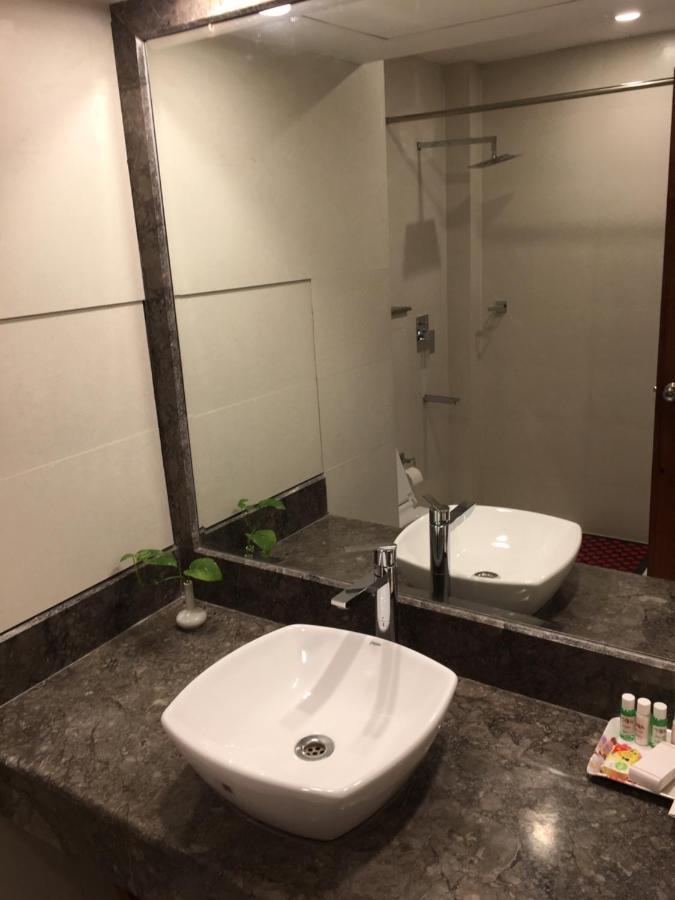 Hotel Jammu Ashok Exteriör bild
