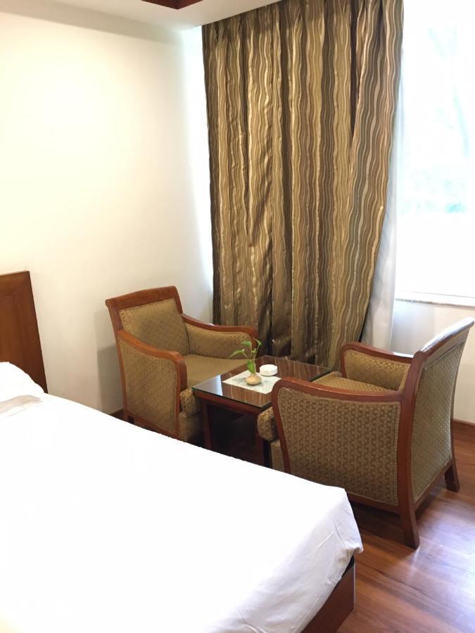 Hotel Jammu Ashok Exteriör bild